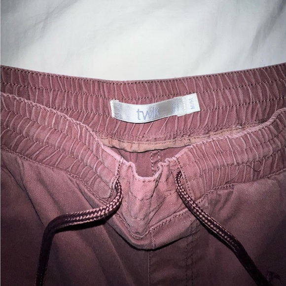 Pink cargo pants - Picture 2 of 3